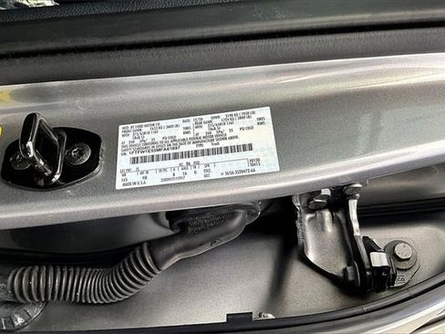 Used 2021 Ford F150 Lariat w/ Equipment Group 502A High image 36