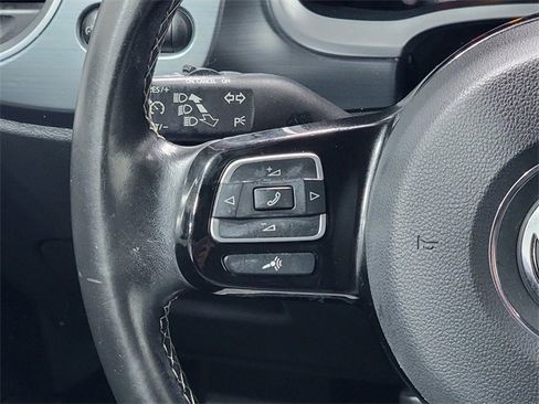 Used 2016 Volkswagen Beetle 1.8T Denim image 25