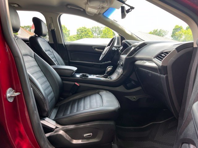 Used 2016 Ford Edge SEL w/ Equipment Group 201A AWD/4WD image 21