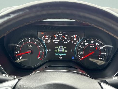 Used 2016 Chevrolet Camaro LT RWD image 42