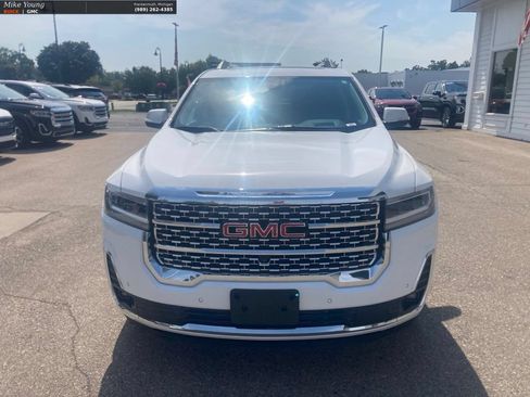 Used 2023 GMC Acadia Denali w/ Denali Ultimate Package AWD/4WD image 2
