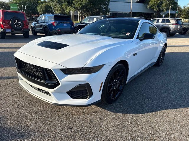 Certified 2025 Ford Mustang GT Premium RWD image 4