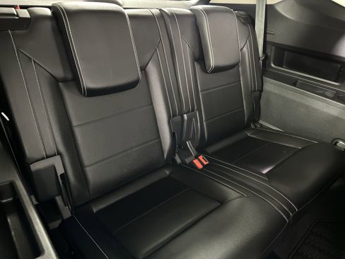 Used 2022 Volkswagen Atlas SE image 64