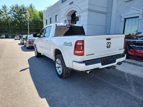 Used 2019 RAM 1500 Laramie w/ Sport Appearance Package AWD/4WD image 3