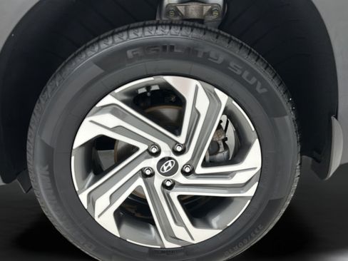 Used 2023 Hyundai Santa Fe SEL w/ Premium Package AWD/4WD image 8