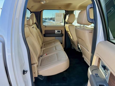 Used 2014 Ford F150 Lariat w/ Lariat Chrome Package image 16