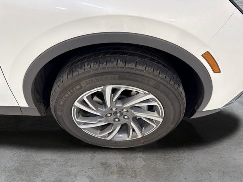 New 2026 Lincoln Corsair Premiere AWD/4WD image 29