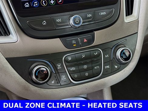 Used 2022 Chevrolet Malibu LT image 5