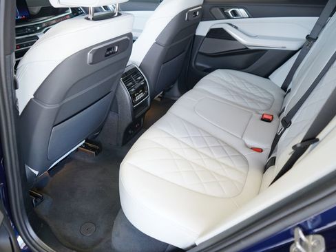 New 2026 BMW X5 xDrive40i w/ M Sport Package image 19