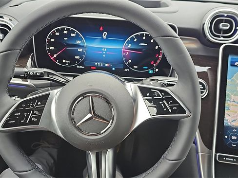 New 2026 Mercedes-Benz GLC 300 4MATIC image 11
