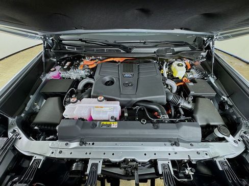 New 2026 Toyota Sequoia Platinum AWD/4WD image 26