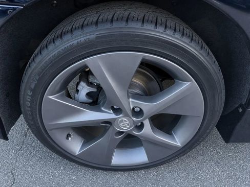 Used 2013 Toyota Camry SE w/ Leather Pkg FWD image 30