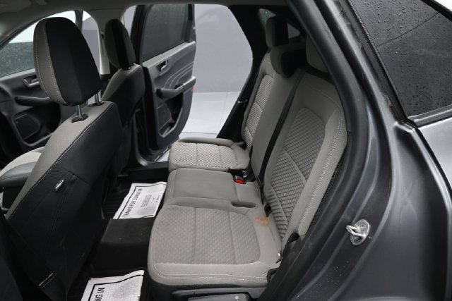 Used 2022 Ford Escape SE w/ Cold Weather Package AWD/4WD image 10