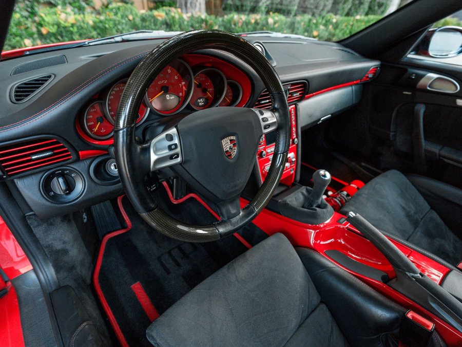 Used 2008 Porsche 911 GT2 RWD image 16