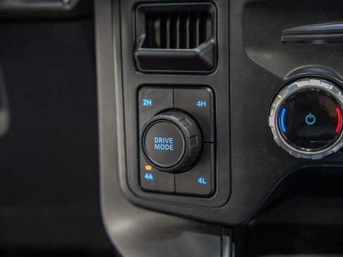 Certified 2024 Ford F150 Lariat w/ Equipment Group 502A High image 31