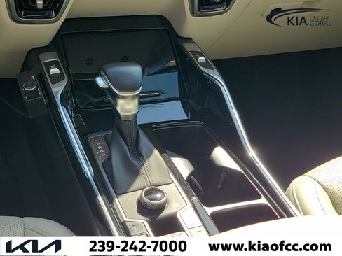 Certified 2022 Kia Sorento SX AWD/4WD image 25