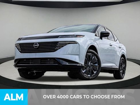 Certified 2025 Nissan Murano Platinum w/ Cargo Package image 3