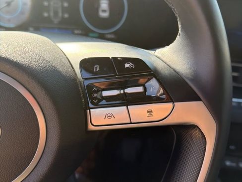 Used 2024 Hyundai Elantra Limited image 15