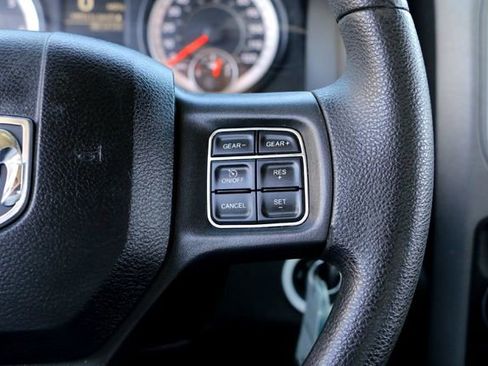 Used 2022 RAM 1500 Tradesman w/ Chrome Appearance Group image 12