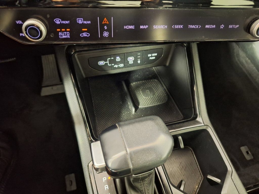 Used 2025 Kia K5 GT-Line w/ GT-Line Premium Package FWD image 14