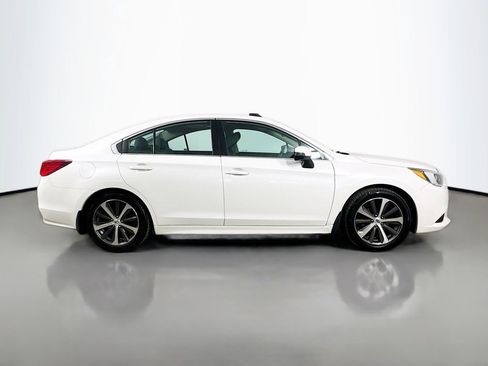 Used 2017 Subaru Legacy 2.5i Limited AWD/4WD image 9
