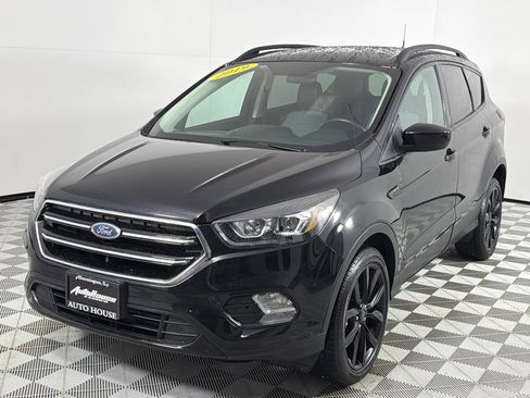 Used 2019 Ford Escape SE image 10