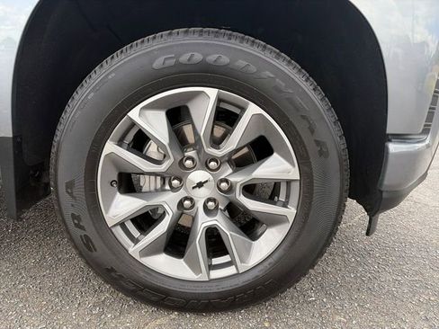 Used 2022 Chevrolet Silverado 1500 RST AWD/4WD image 11