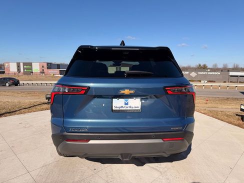 Used 2025 Chevrolet Equinox LT w/ Safety and Technology Package image 4