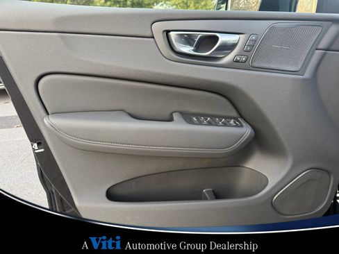 Used 2026 Volvo XC60 B5 Ultra w/ Protection Package Premier AWD/4WD image 11