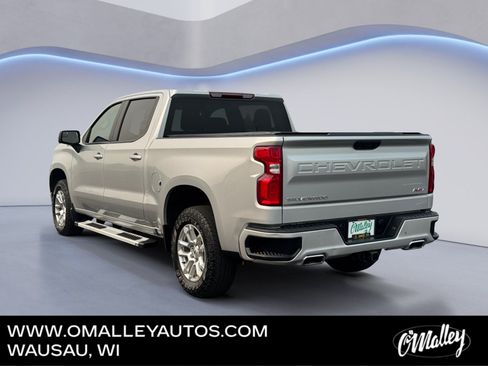 Used 2022 Chevrolet Silverado 1500 RST AWD/4WD image 3