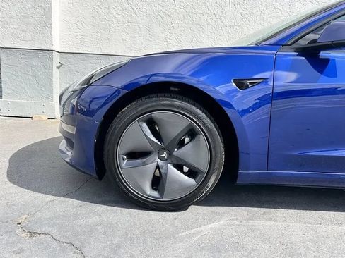 Used 2020 Tesla Model 3 Standard Range RWD image 30