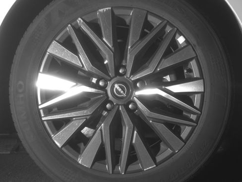 Used 2025 Nissan Altima 2.5 SV image 13