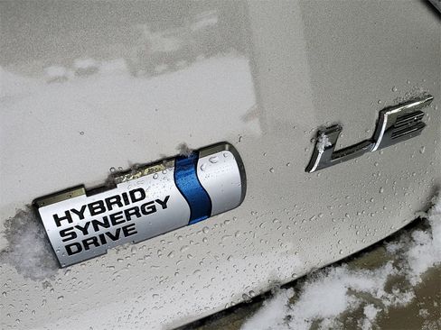 Used 2017 Toyota Camry LE image 27