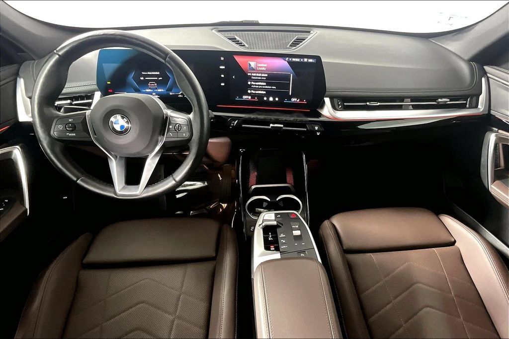 Used 2025 BMW X1 xDrive28i AWD/4WD image 15