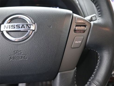 Used 2018 Nissan Armada SL w/ Moonroof Package image 2