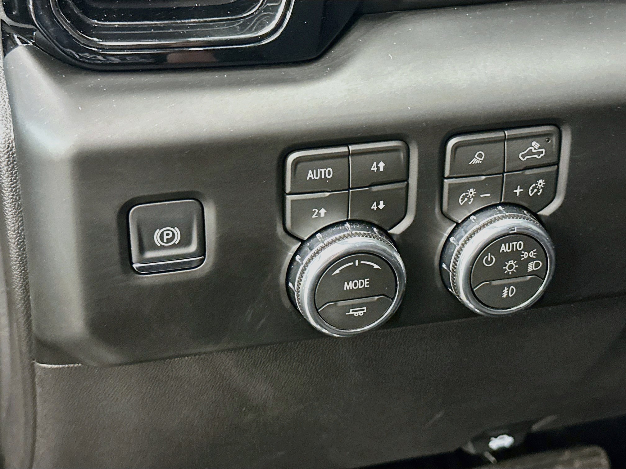 Used 2026 GMC Sierra 1500 AT4 AWD/4WD image 17
