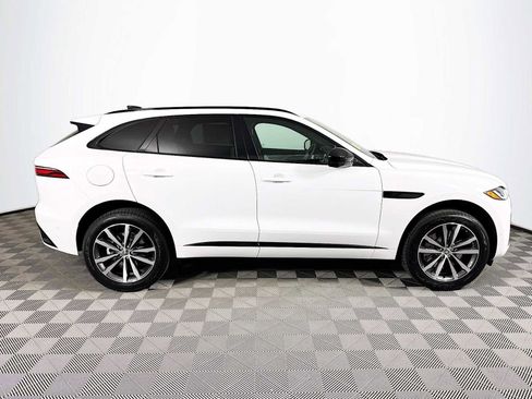 New 2026 Jaguar F-PACE R-Dynamic S image 4
