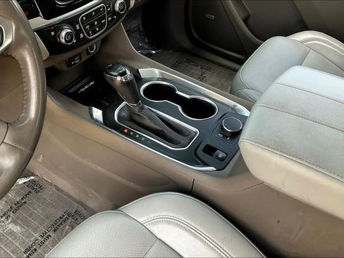 Used 2020 Chevrolet Traverse Premier w/ LPO, Floor Liner Package image 17