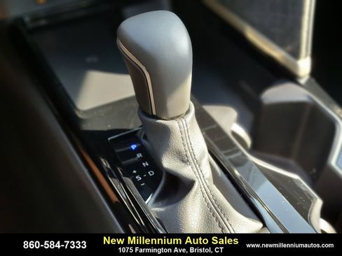 Used 2025 Toyota Camry XLE image 26