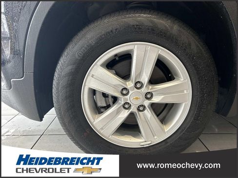 Certified 2022 Chevrolet Trax LT w/ LT Convenience Package image 6