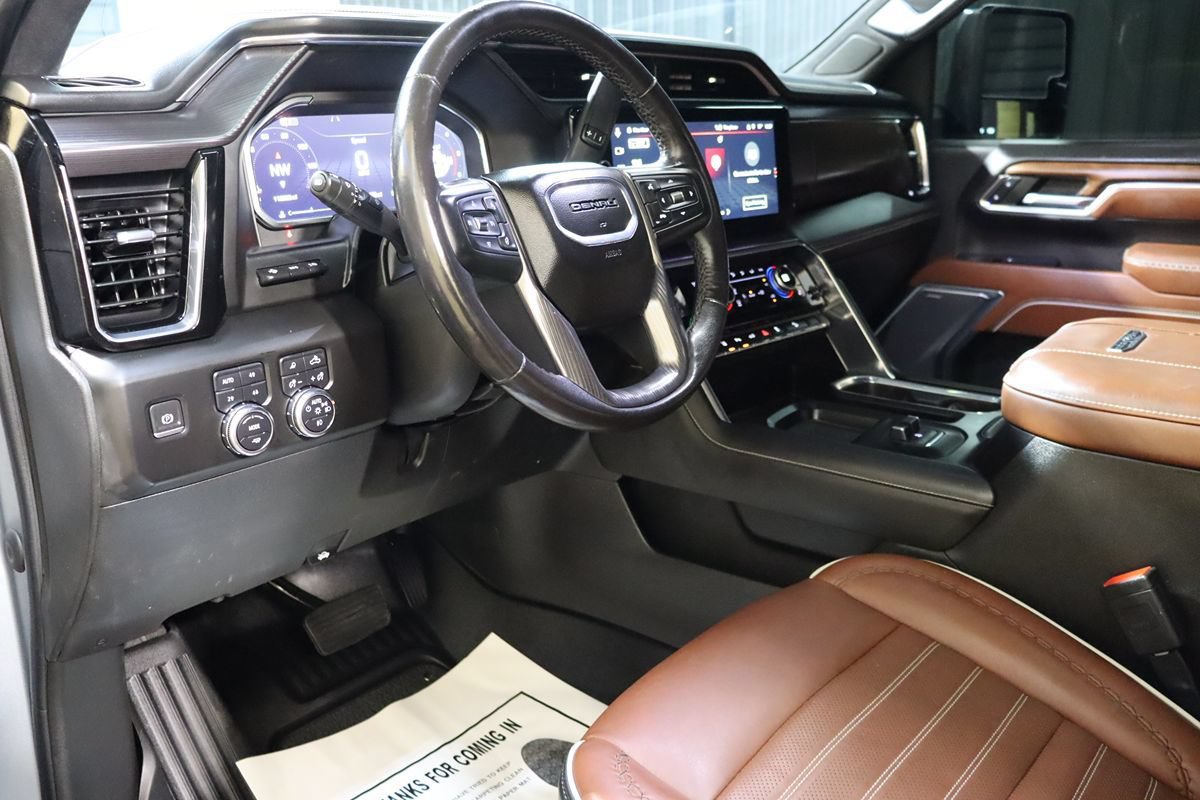 Used 2024 GMC Sierra 2500 Denali Ultimate AWD/4WD image 58