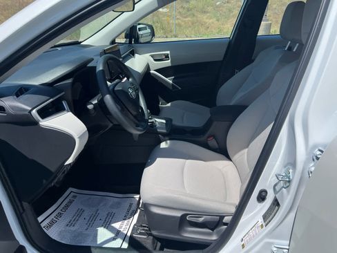Certified 2026 Toyota Corolla Cross L AWD/4WD image 11