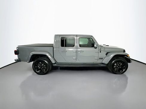 Used 2023 Jeep Gladiator Overland AWD/4WD image 8