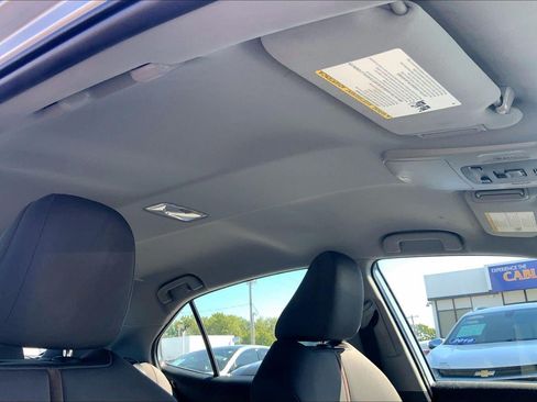 Used 2020 Toyota Camry LE FWD image 27