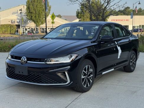 New 2025 Volkswagen Jetta S image 4