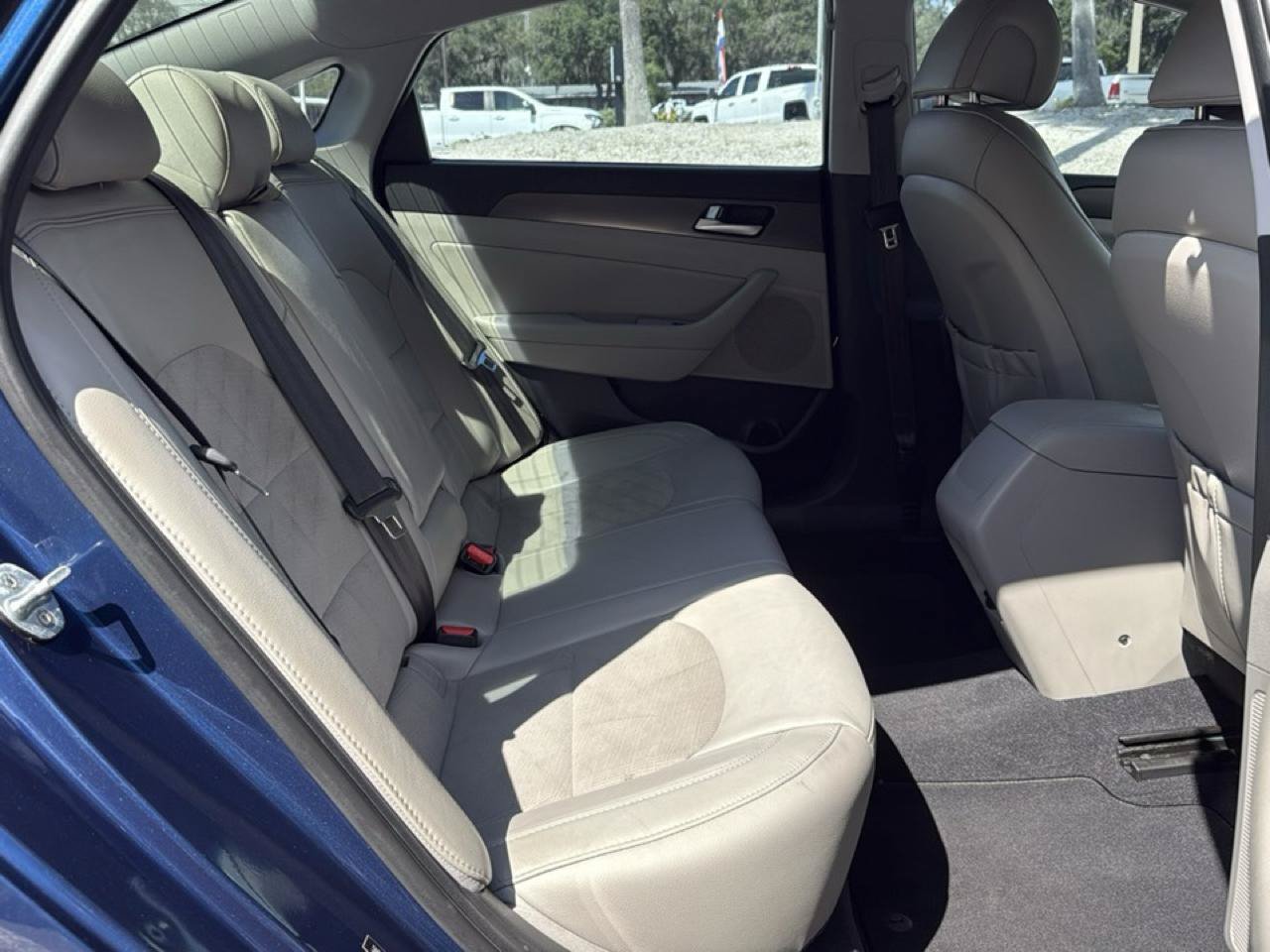 Used 2017 Hyundai Sonata Sport w/ Value Edition Package 02 FWD image 15