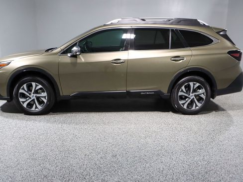 Used 2021 Subaru Outback Touring w/ Popular Package #2 AWD/4WD image 10