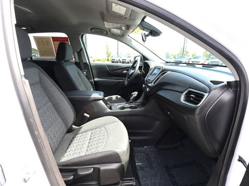 Used 2024 Chevrolet Equinox LT AWD/4WD image 21