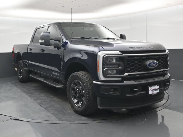 Used 2023 Ford F250 Lariat w/ Sport Appearance Package AWD/4WD image 1