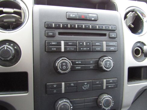 Used 2012 Ford F150 XLT w/ XTR Pkg image 16